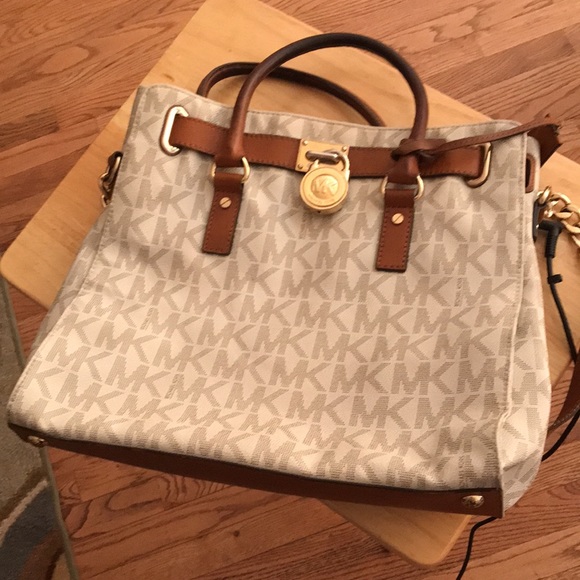 Michael Kors MK large Hamilton East West signature satchel - Picture 14 of 14